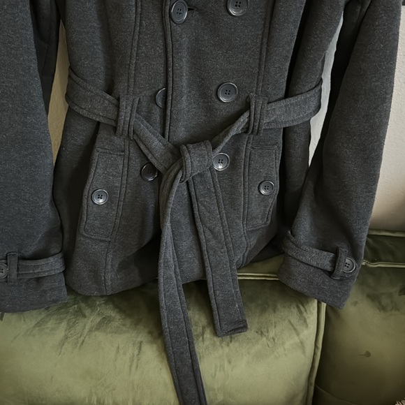 Rue21 Sherpa-Lined and Hooded Jacket - Size Large Dark Gray - Picture 4 of 5